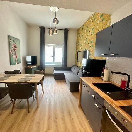 Apartment Zum Gelben Kolibri Inkl. Parkplatz エアフルト エクステリア 写真