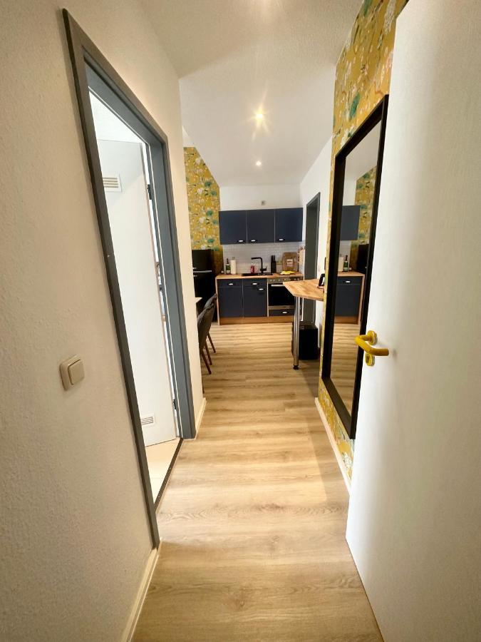 Apartment Zum Gelben Kolibri Inkl. Parkplatz エアフルト エクステリア 写真